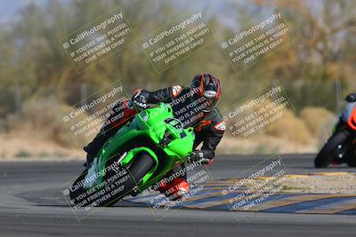 media/Feb-04-2023-SoCal Trackdays (Sat) [[8a776bf2c3]]/Turn 2 (1140am)/